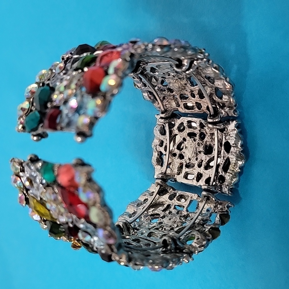 Cocktail Colorful Multi-Color Embellished Floral Rhinestone Stretchable Bangle - Picture 11 of 11